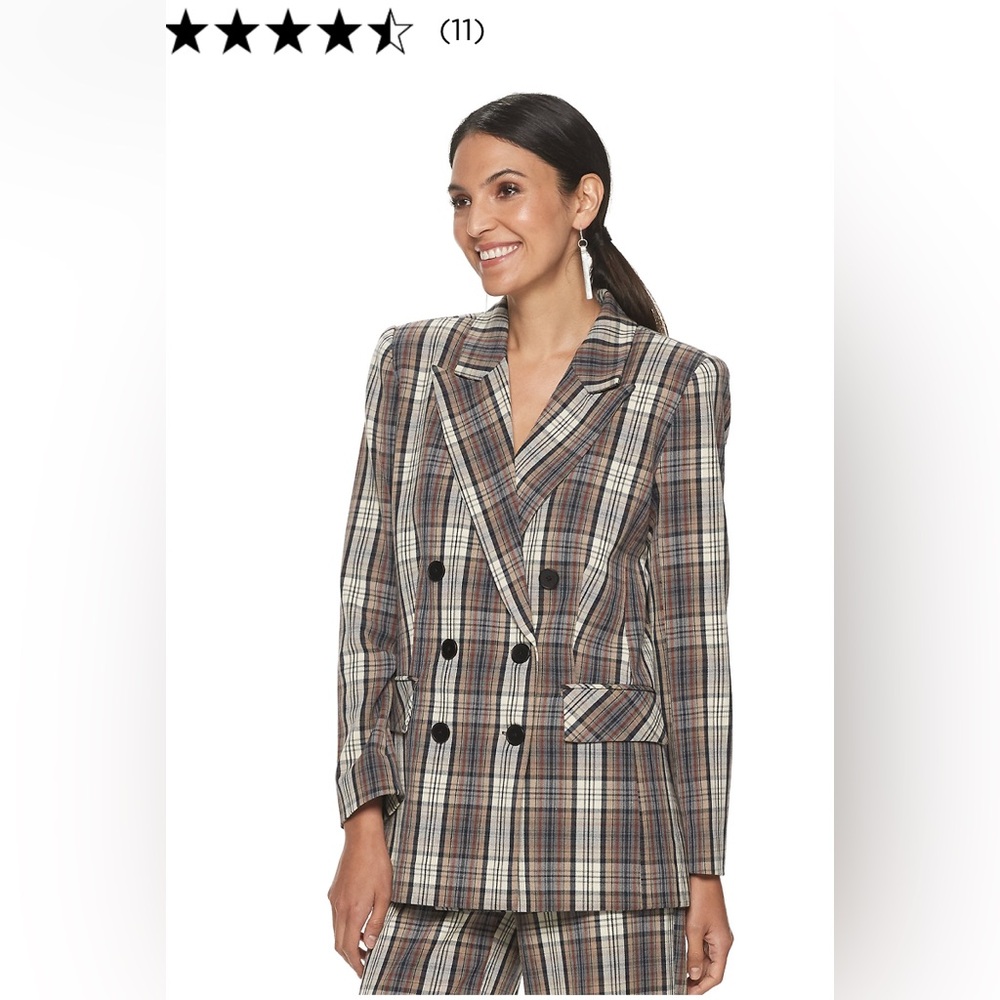 NWT. Cara Santana Women’s Suit Size 4.
